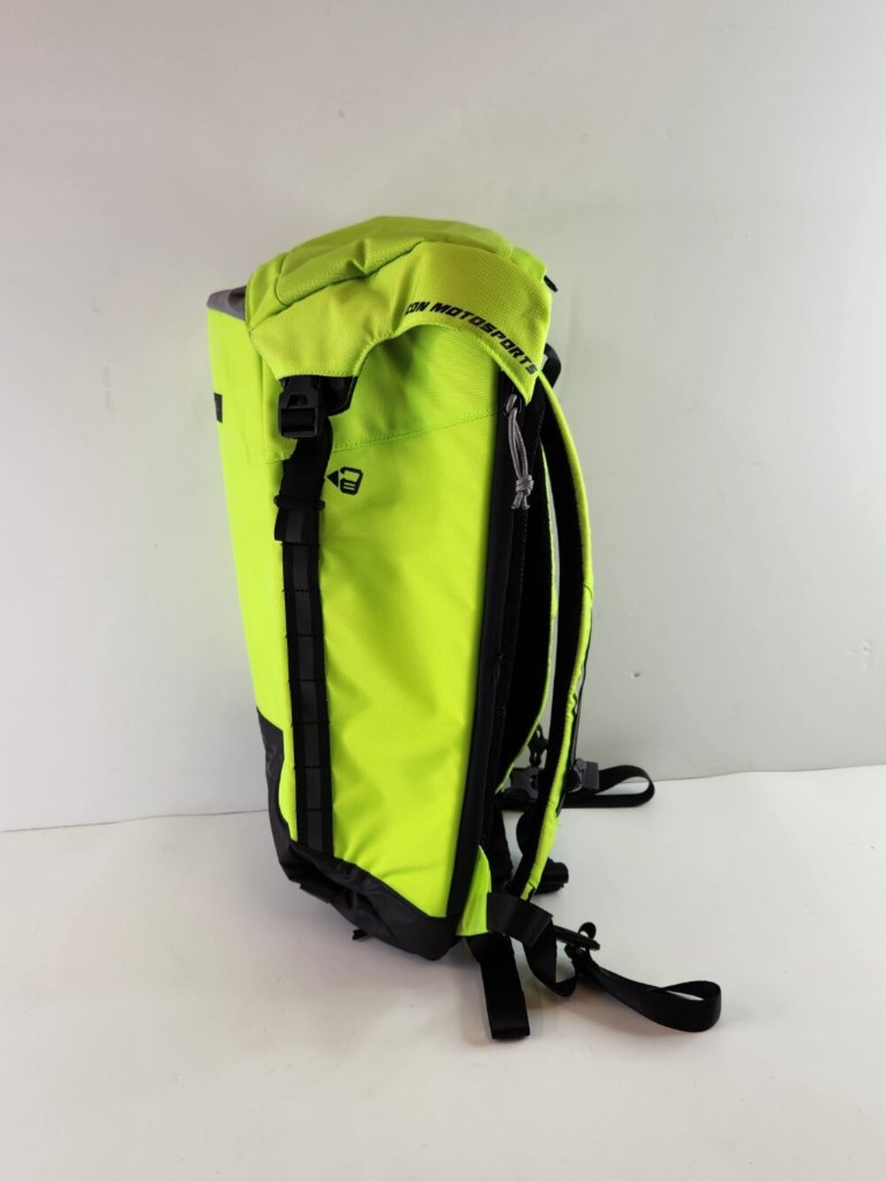 icon Squad 4 Neon Yellow Hi Via Backpack ATV Riding Pack 23L - Picture 6 of 13